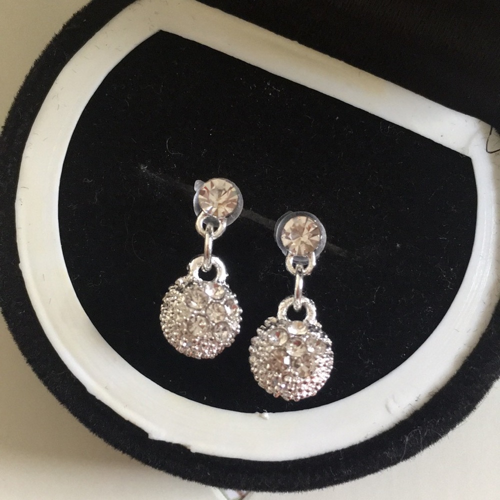 Blush and Bar drop crystal flower earrings